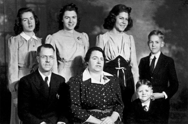Chapman Family circa 1938